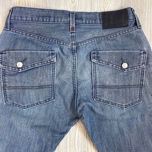 Denizen Levis slim straight light wash jeans Sz 32